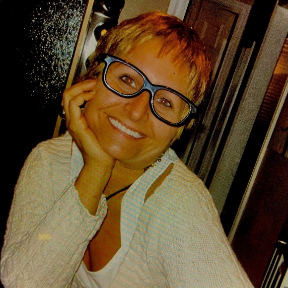 Meet your Posher, Nancy - Picture 1 of 1